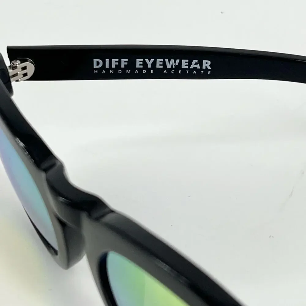 DIFF Eyewear Dime black with gold mirror lenses